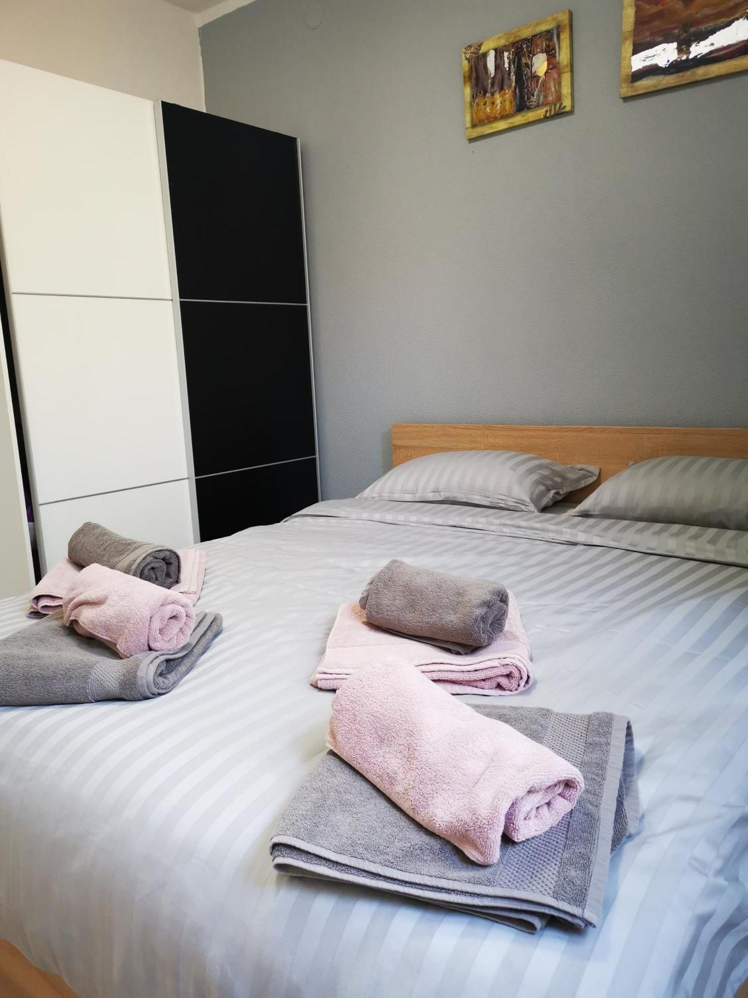 Apartments Busic Biograd Na Moru Eksteriør billede